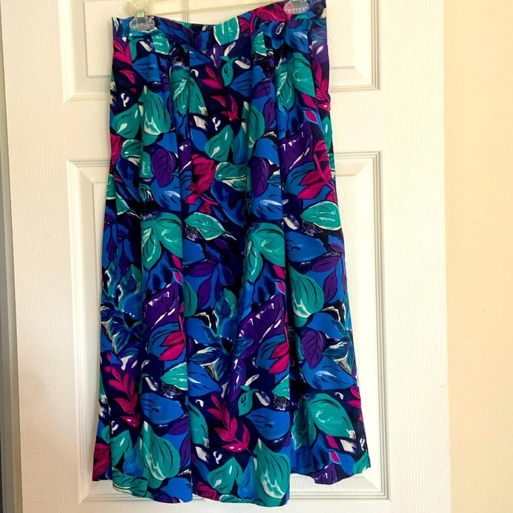 Vintage Worthington Essentials Multicolored Floral Skirt